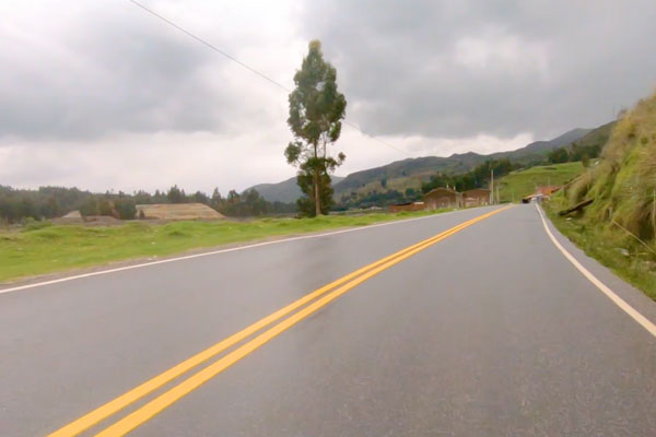 Carretera-huaraz-conocha-2