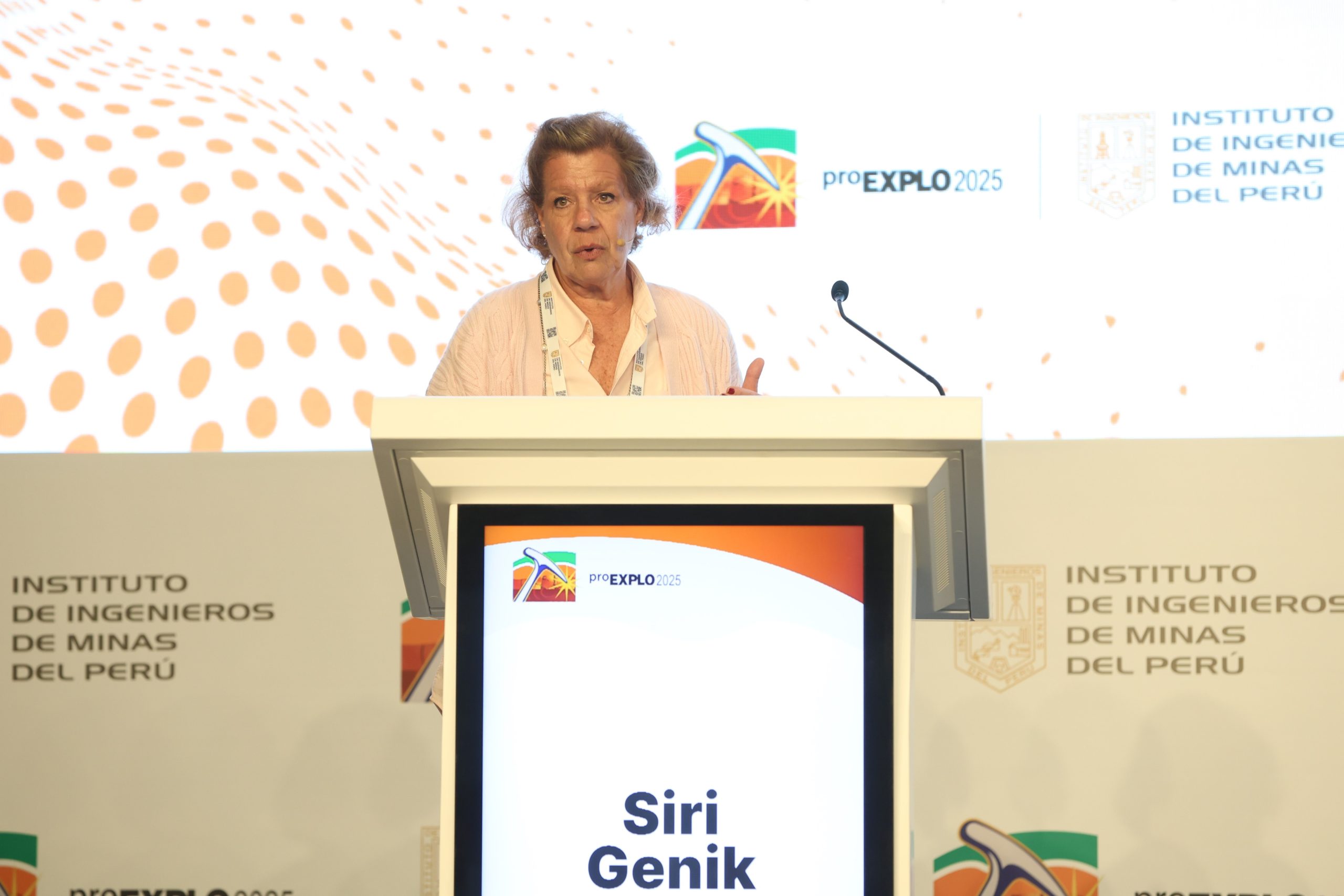 SIRI GENIK